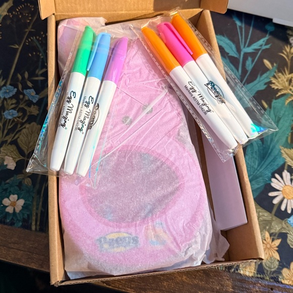 Peeps Eggmazing Egg Decorator - Eco-Friendly - PINK - NEW - Picture 2 of 2